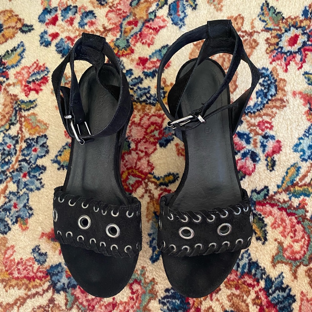 Black leather and wood platform sandal